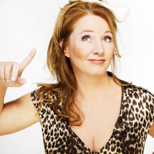 © Lukas Beck Cavewoman