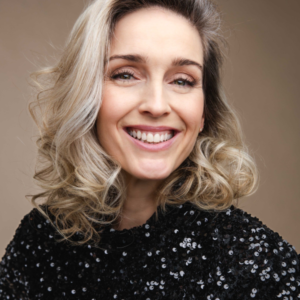 Annemieke van Dam