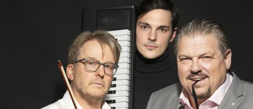 Das gehört sich doch nicht so! - Michael Schade, Serge Falck, Maximilian Kromer &copy; Lukas Beck