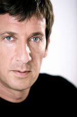 Viktor Gernot -  &copy; Viktor Gernot GmbH