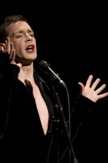 Zarah ohne Kleid -  &copy; Stefan Malzkorn