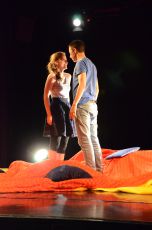 Wer bist du -  &copy; Archiv Theater Akzent