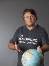 Die Schöpfung -  &copy; Monika Loeff