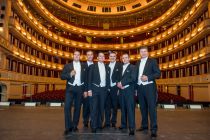 Ich küsse Ihre Hand Madame -  &copy; Archiv Theater Akzent