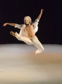 Bachtanzt - © Max Moser Bachtanzt - © Max Moser