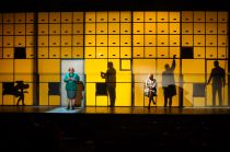 Oameni obisnuiti - © Adi Bulboaca Oameni obisnuiti - © Adi Bulboaca