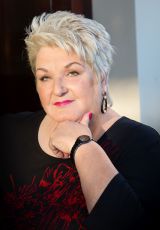 Schene Liada -  &copy; Linda Dziacek