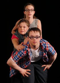 Über\'n Zaun schaun - © Markus Hippmann Über\'n Zaun schaun - © Markus Hippmann