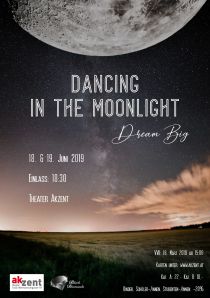 Dancing in the Moonlight - © Archiv Theater Akzent Dancing in the Moonlight - © Archiv Theater Akzent