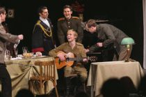 Dni Turbinych - © Archiv Theater Akzent Dni Turbinych - © Archiv Theater Akzent