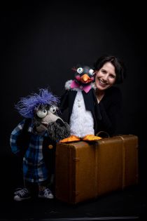 Mit Ruck & Sack - Tanja Ghetta © Archiv Theater Akzent Mit Ruck & Sack - Tanja Ghetta © Archiv Theater Akzent