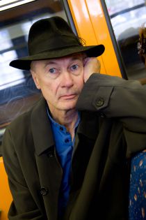 Karlheinz Hackl in - Zazie in der Metro - © Xenia Bluhm Karlheinz Hackl in - Zazie in der Metro - © Xenia Bluhm