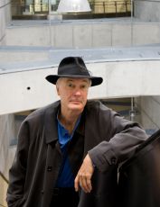 Karlheinz Hackl in - Zazie in der Metro - © Xenia Bluhm Karlheinz Hackl in - Zazie in der Metro - © Xenia Bluhm