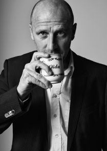 Musst du so schlürfen - Michael Hufnagl © Ela Angerer Musst du so schlürfen - Michael Hufnagl © Ela Angerer