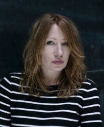 Die souveräne Leserin - Birgit Minichmayr © William Minke Die souveräne Leserin - Birgit Minichmayr © William Minke