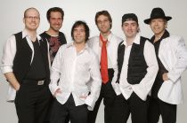 Best of 10 Years -1 - Safer Six a cappellaLine Up: Manfred Duchkowitsch, Philipp Gumhalter, Nicho Harras, Michael Haustein, Martin Hornig, Markus Wallner © akzent.at Best of 10 Years -1 - Safer Six a cappellaLine Up: Manfred Duchkowitsch, Philipp Gumhalter, Nicho Harras, Michael Haustein, Martin Hornig, Markus Wallner © akzent.at